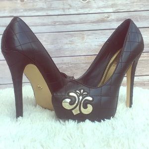 Black and Gold Dereon Heels